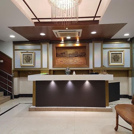 Hotel Subhalakshmi Palace Karaikudi Dış mekan fotoğraf