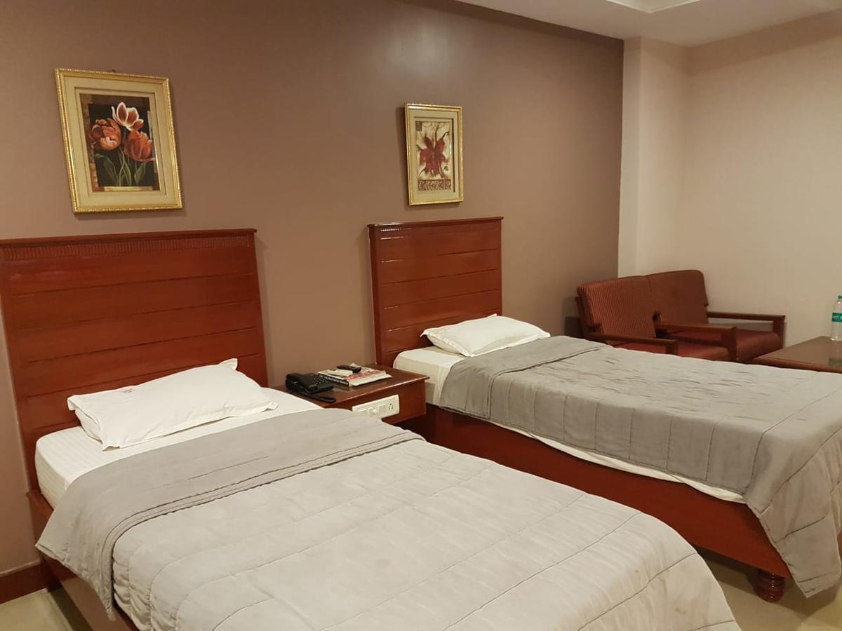 Hotel Subhalakshmi Palace Karaikudi Dış mekan fotoğraf