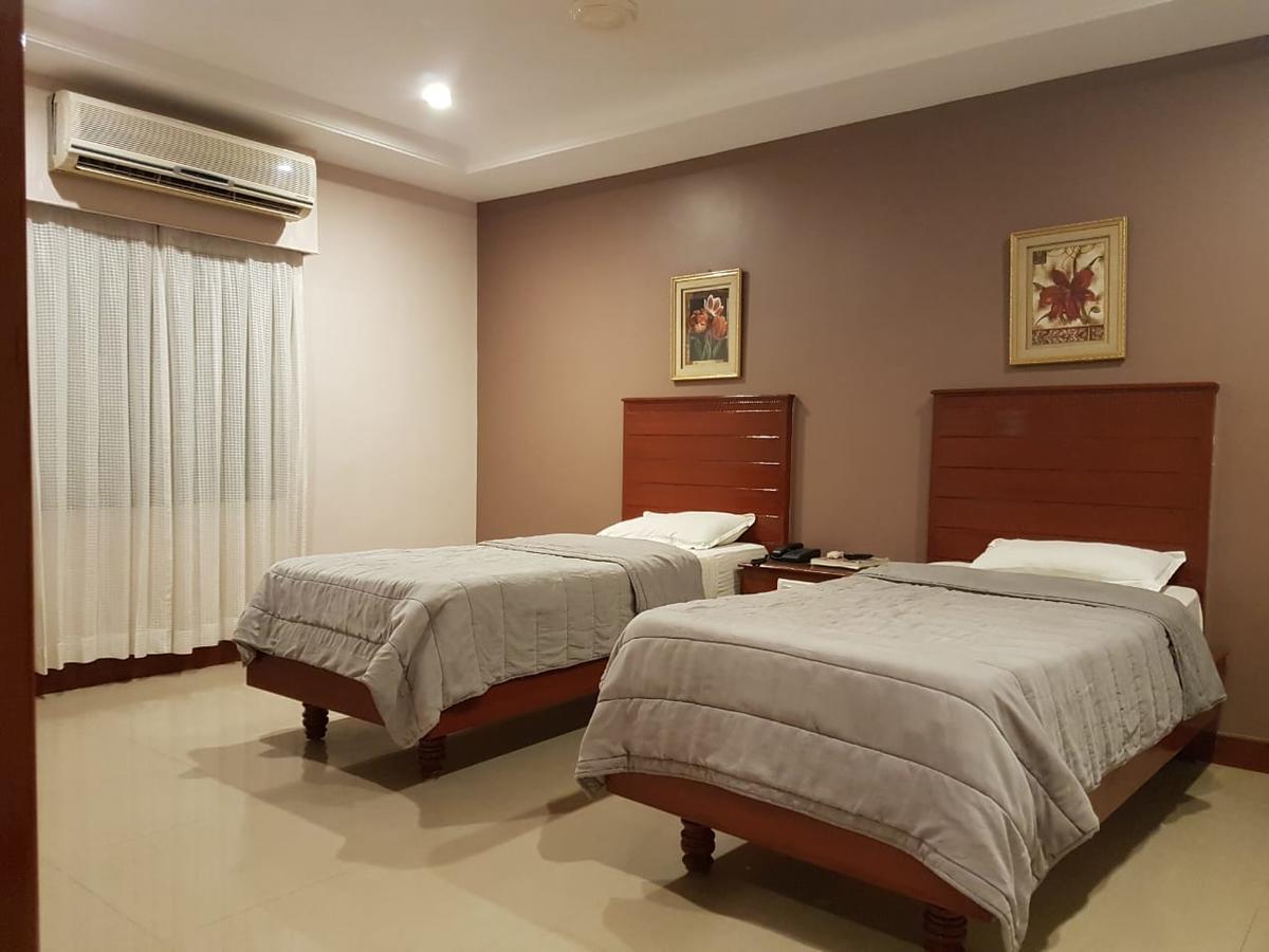 Hotel Subhalakshmi Palace Karaikudi Dış mekan fotoğraf