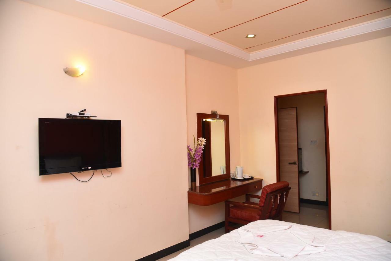Hotel Subhalakshmi Palace Karaikudi Dış mekan fotoğraf