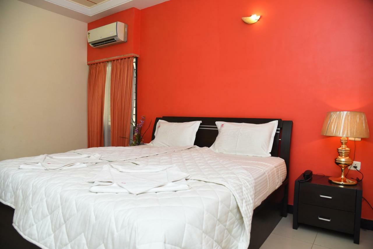 Hotel Subhalakshmi Palace Karaikudi Dış mekan fotoğraf