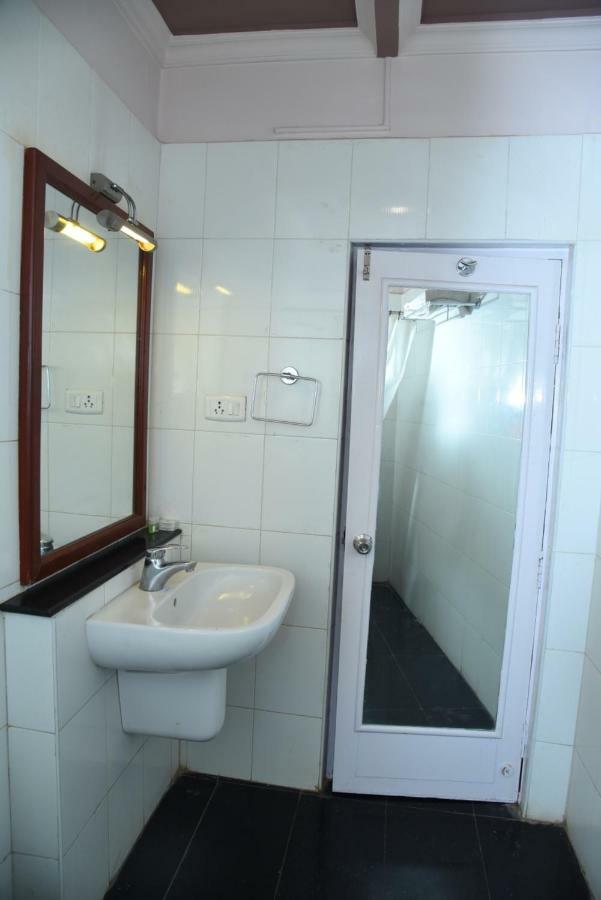 Hotel Subhalakshmi Palace Karaikudi Dış mekan fotoğraf