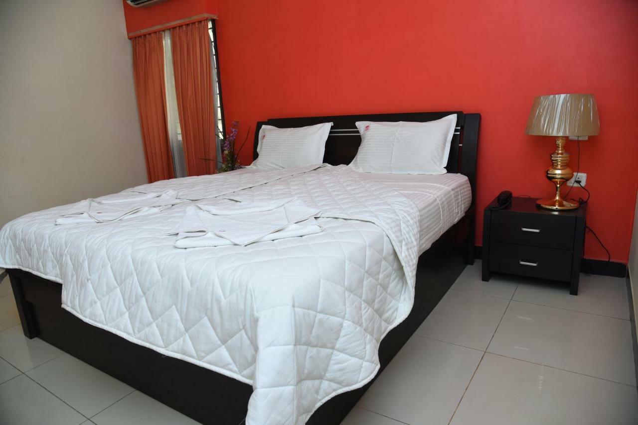 Hotel Subhalakshmi Palace Karaikudi Dış mekan fotoğraf