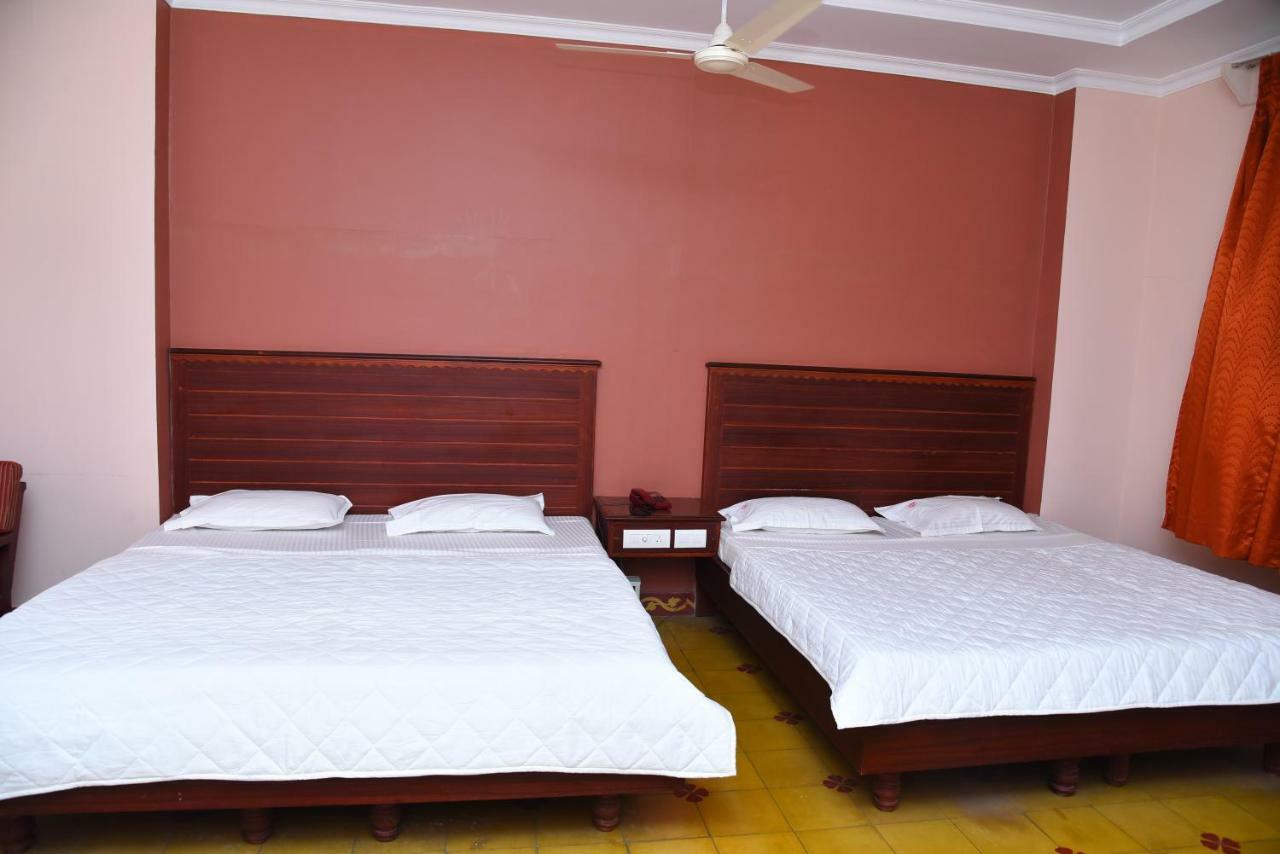 Hotel Subhalakshmi Palace Karaikudi Dış mekan fotoğraf