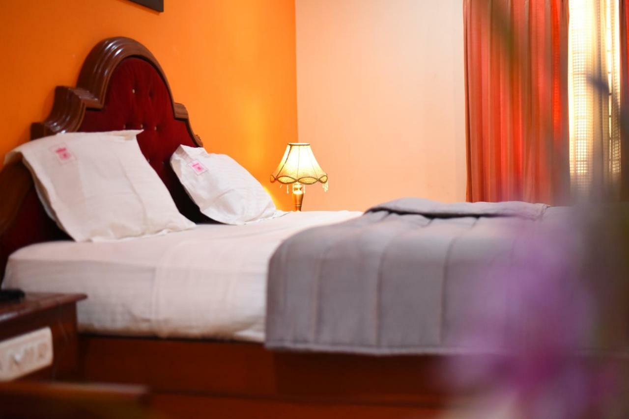 Hotel Subhalakshmi Palace Karaikudi Dış mekan fotoğraf